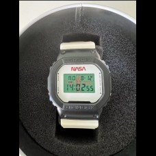 Casio - G-Shock DW5600 nasa