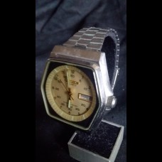 Citizen - Octogonal - Quartz