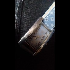 Louis Vuitton - Quartz